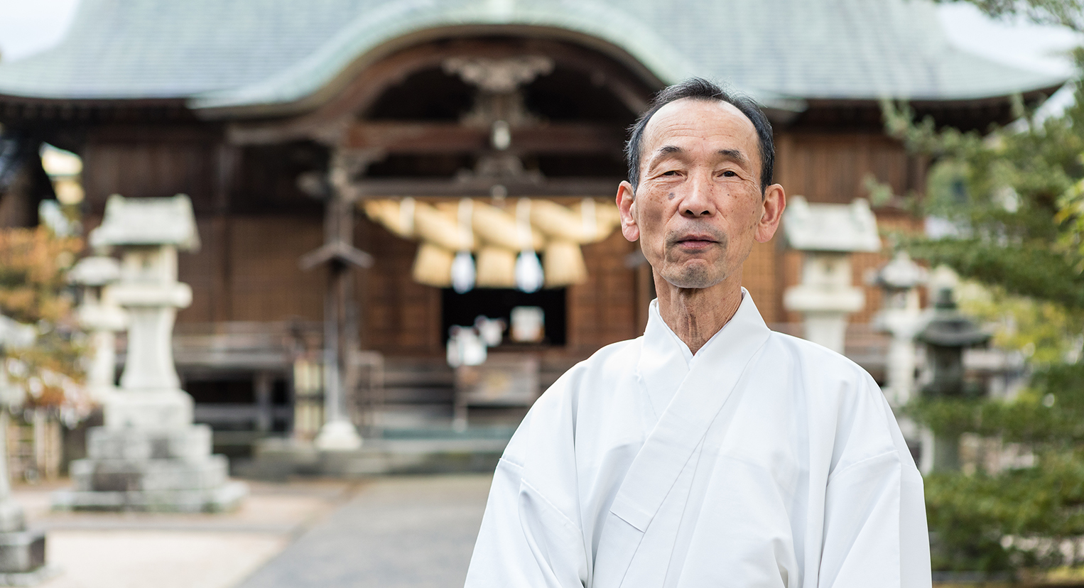 縁切り・縁結びの社でご祈祷